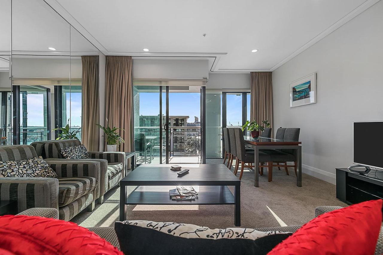 Stunning & Spacious Haven On The Waterfront! Auckland Exterior photo